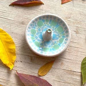 Stoneware ring dish